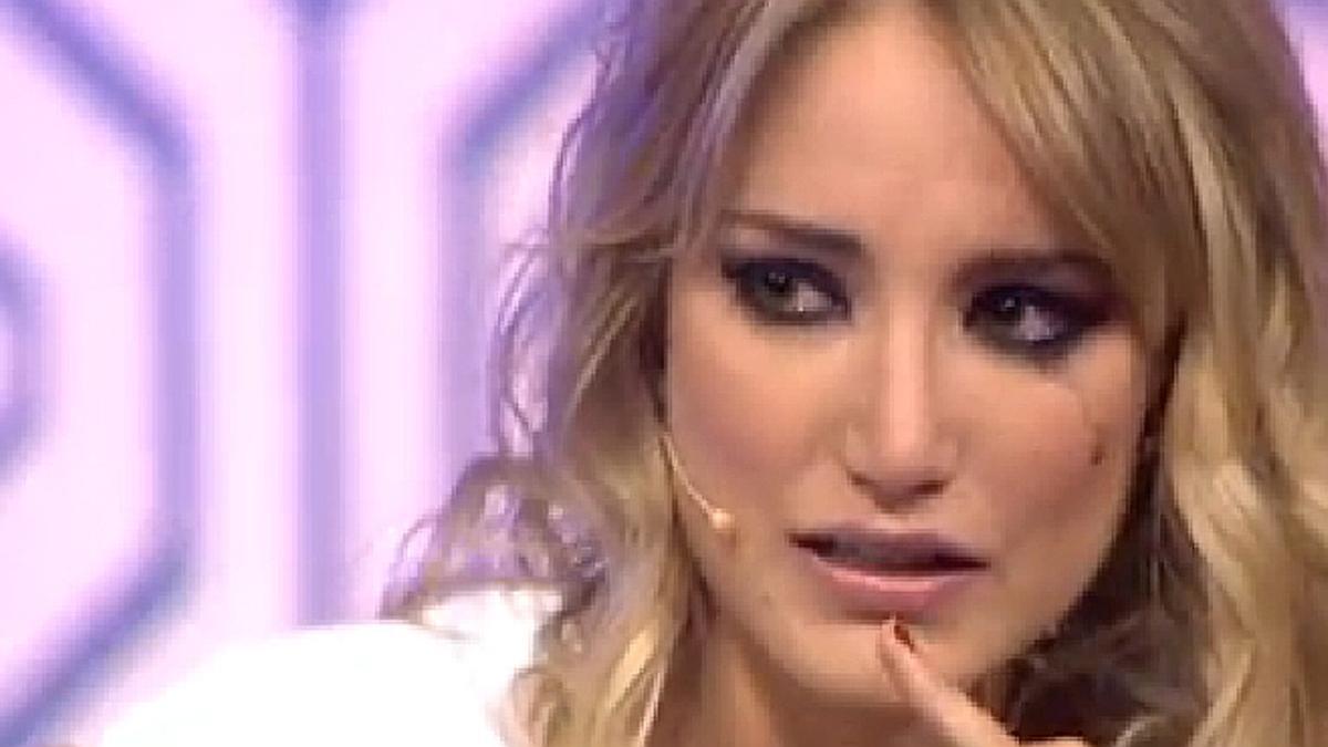 Alba Carrillo llora desconsoladamente en 'Hable con ellas'