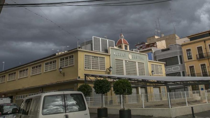 El alcalde pone en duda el impacto negativo del Mercado en la Casa de La Festa