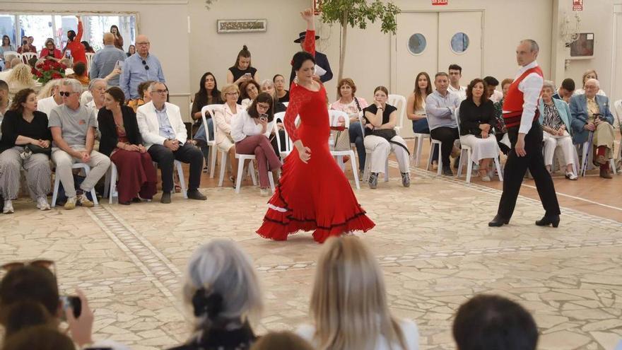 Moda flamenca a beneficio de Acodem