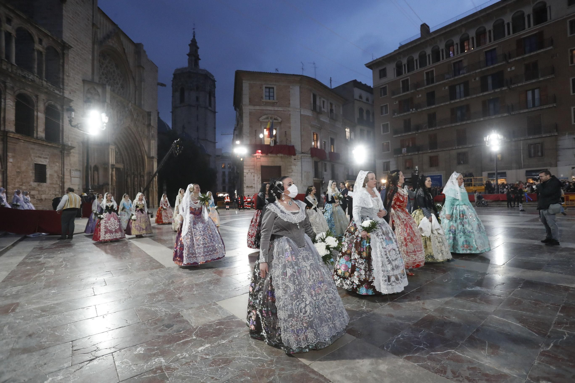 Búscate en el segundo día de ofrenda por la calle de la Paz (entre las 19:00 a las 20:00 horas)