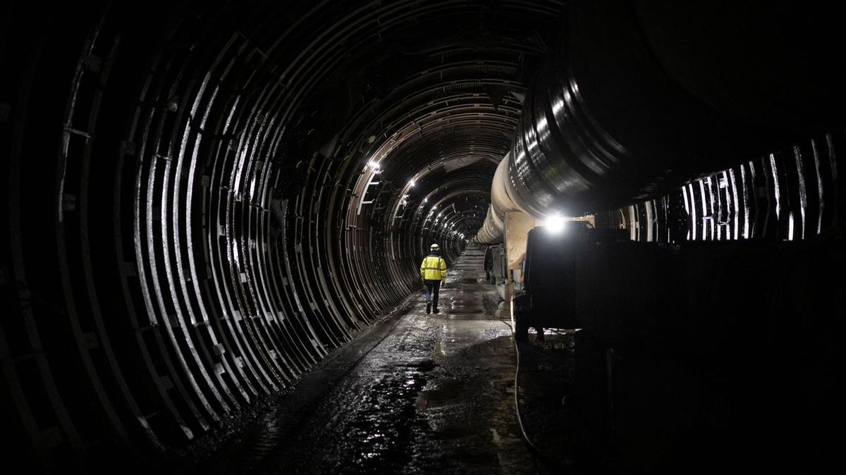 Construcción de un túnel para la línea de tren de alta velocidad TAV entre Lyon y Turín, en Chiomonte, noroeste de Italia, el 18 de enero de 2023.