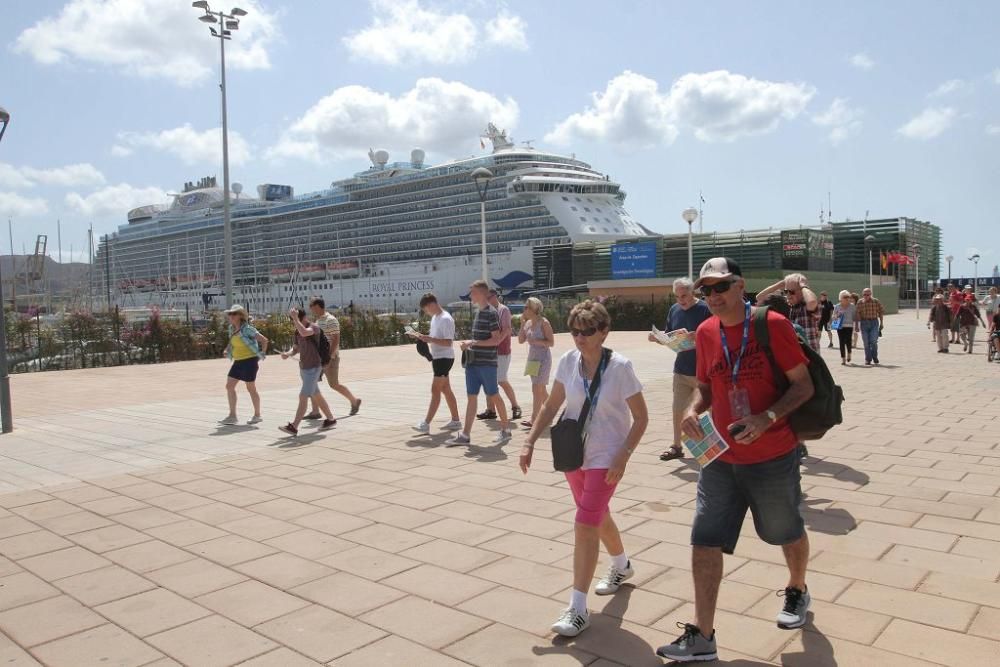 Turistas en Cartagena en el Puente de agosto