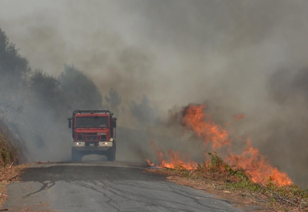 Incendio forestal en San Salvados de Meis