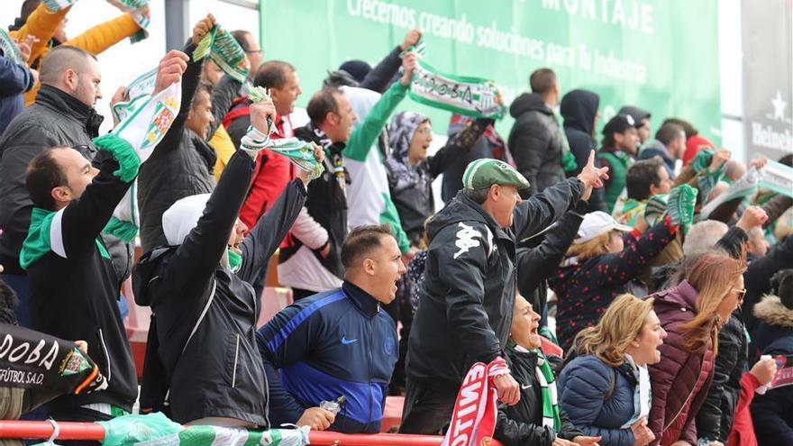 La contracrónica del Córdoba CF: El equipo y la afición están muy vivos