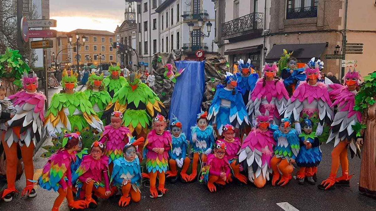 En imágenes: Así fue el desfile de Carnaval de Cangas de Onís