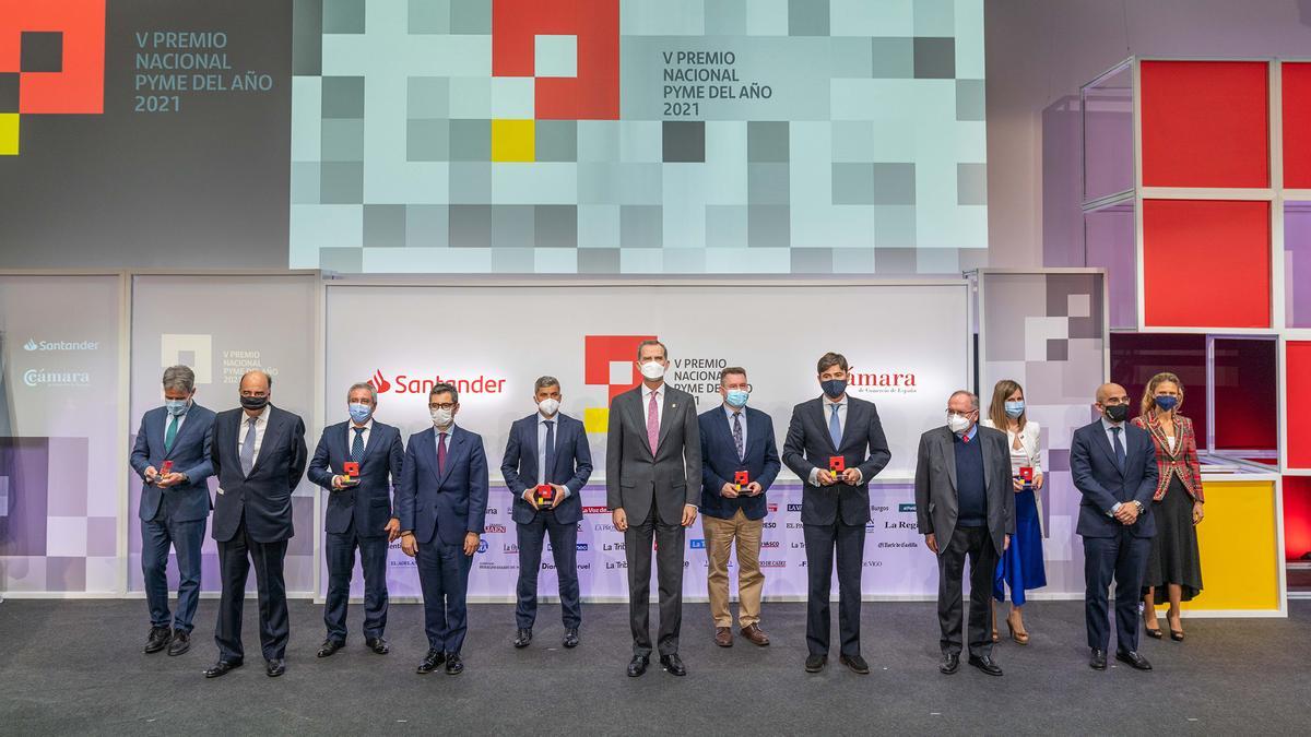 El Premio Pyme reconoce aspectos esenciales de la contribución a la sociedad y la economía de las pymes. En la foto, los ganadores de 2021.