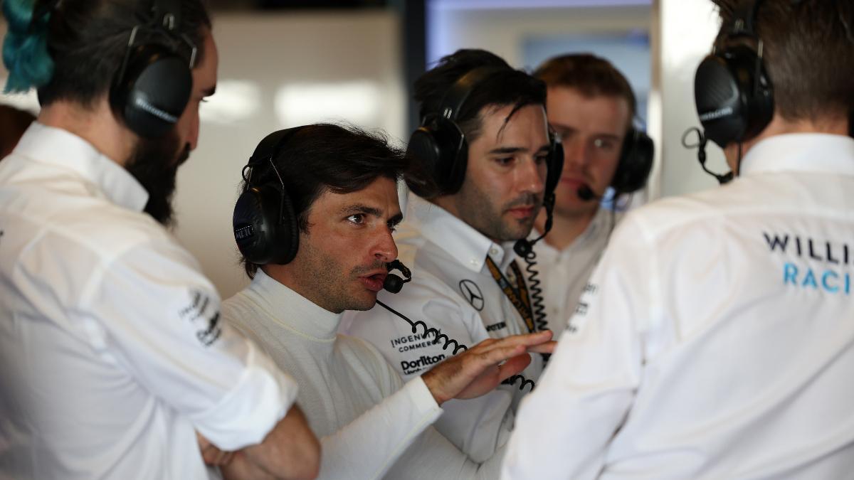 Carlos Sainz, con su nuevo equipo de trabajo en Williams
