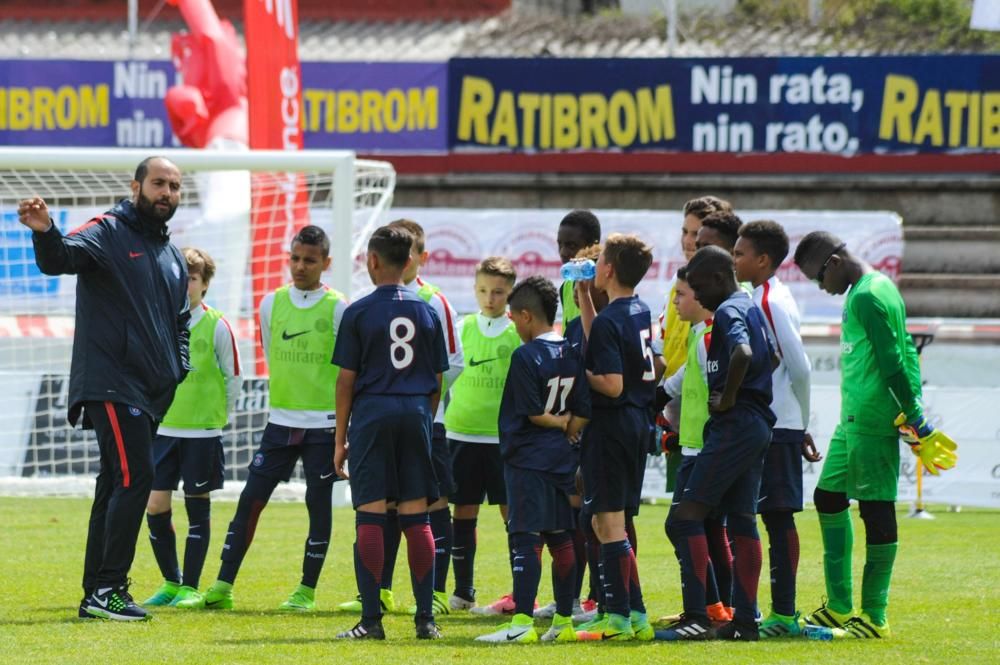 El arranque del Arousa Fútbol-7 trae a la localidad este fin de semana visitantes venidos de hasta siete países