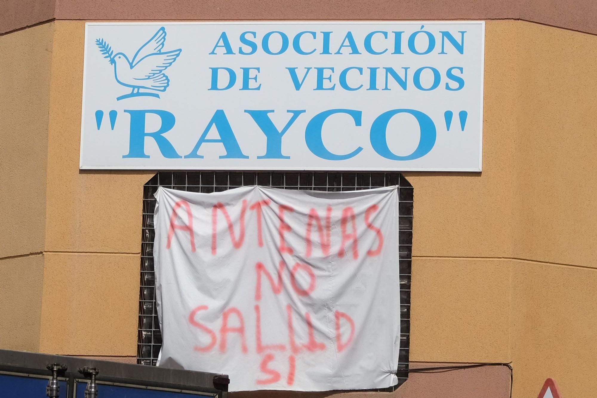 Protesta vecinal en Lomo Los Frailes por la colocación de antenas