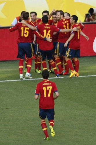 Spain's players celebrate after Jordi Alba scored a goal during their Confederations Cup Group B soccer match against Nigeria at the Estadio Castelao in Fortaleza