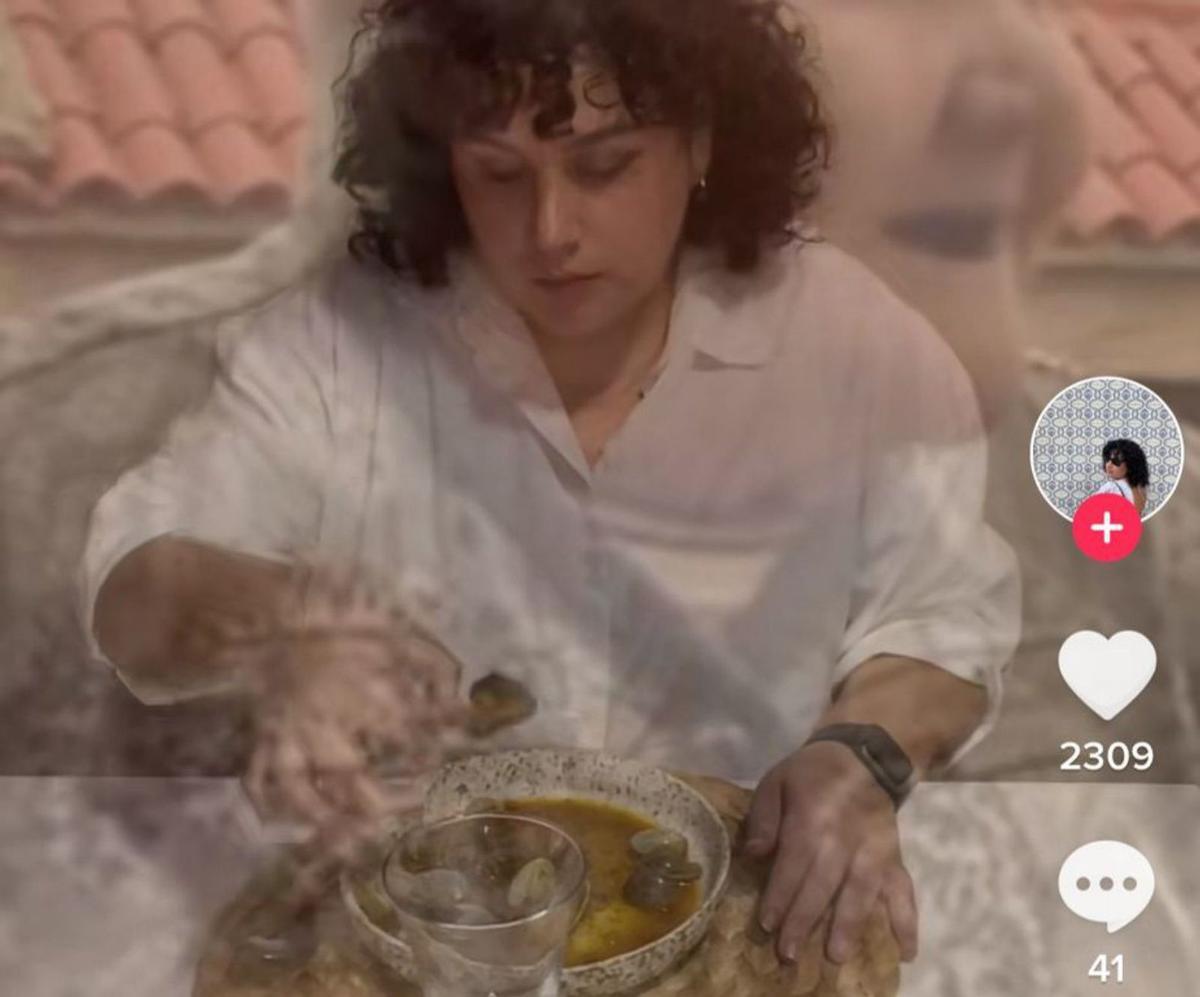 Captura del vídeo de TikTok de Sara Seco.  | // FDV
