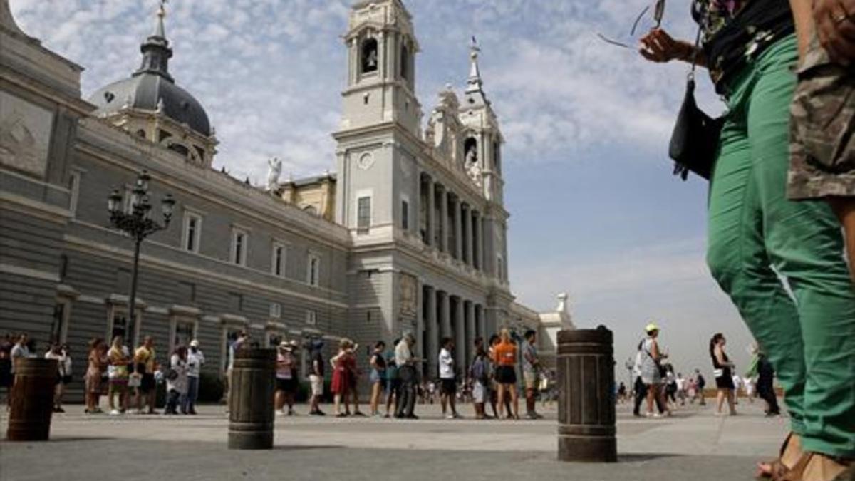 Imagen de la madrileña catedral de La Almudena.