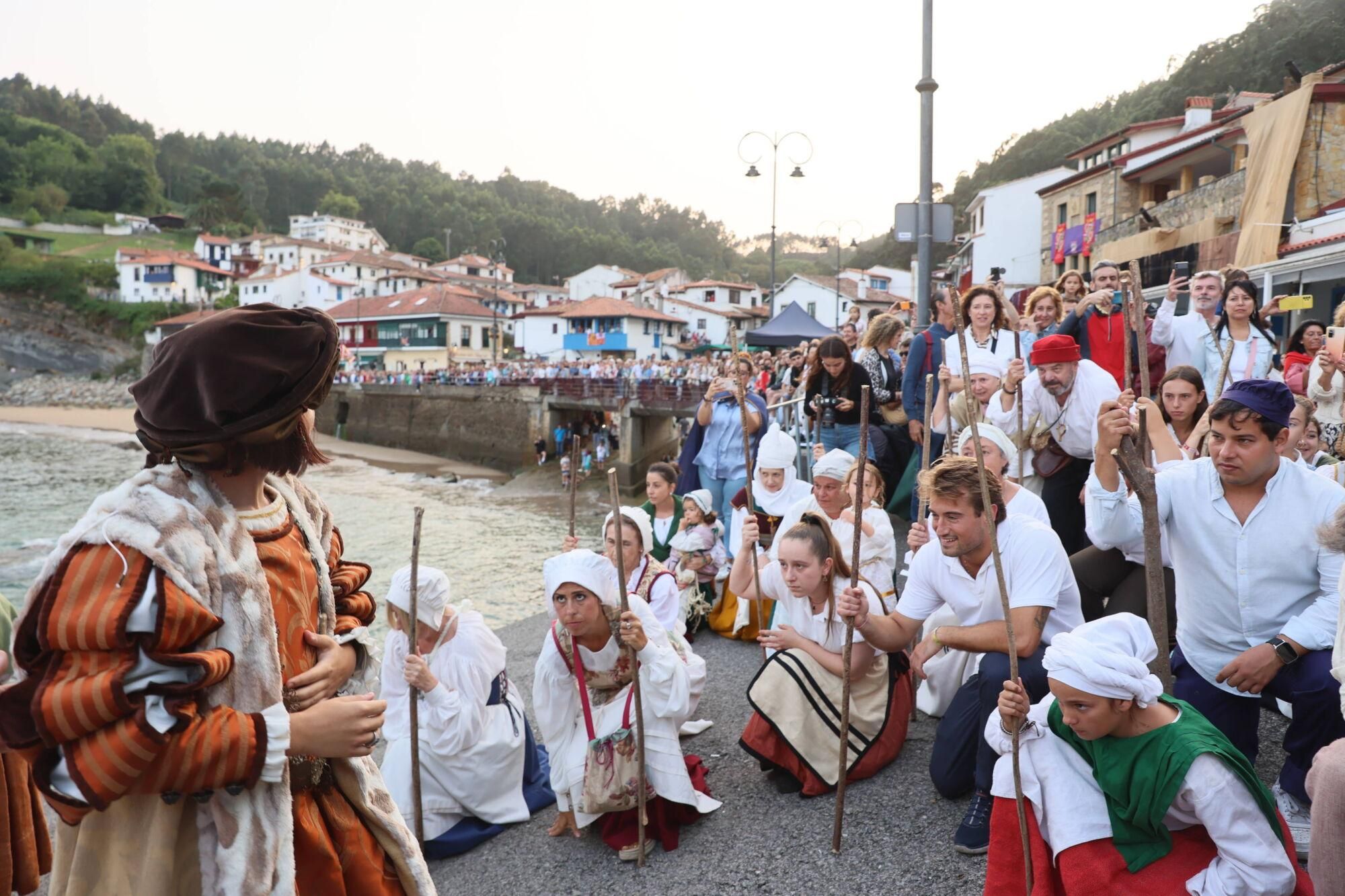 Carlos V siempre desembarca en Tazones