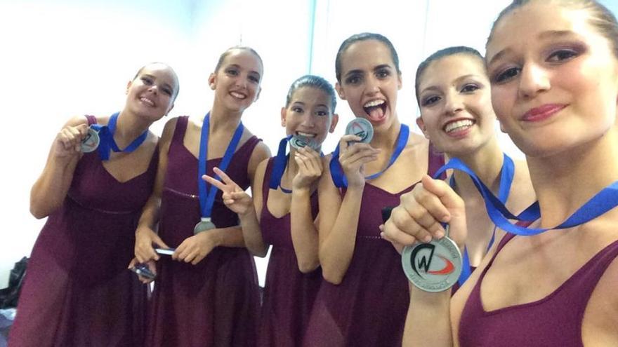 Les ballarines de l&#039;escola de dansa Mercedes Ribera, de Girona · Escola de Dansa Mercedes Ribera
