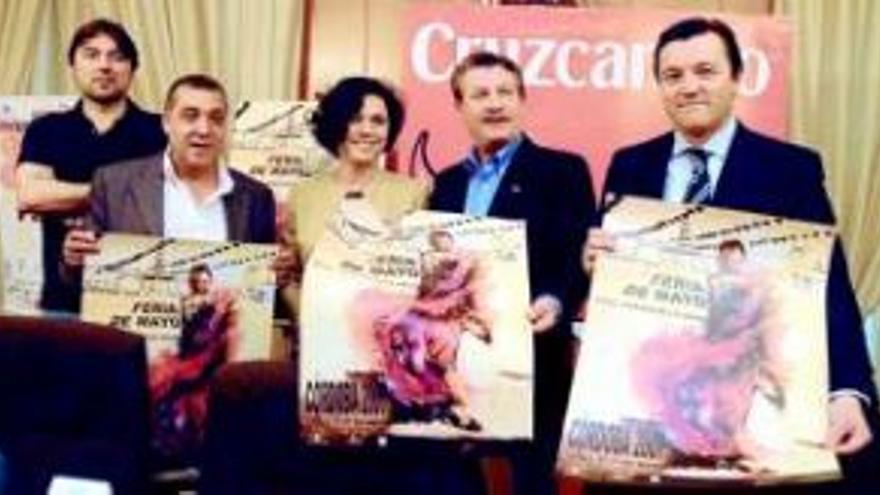 La pintora Julia Hidalgo anuncia la fiesta con un singular cartel