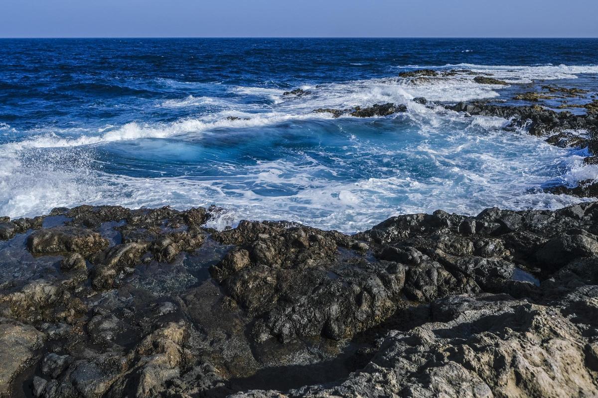 EL BUFADERO DE LA GARITA DESBORDADO POR LA MAREA ALTA