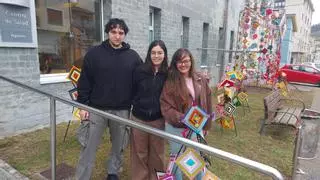Los mandalas de Vegadeo abrazan al centro de salud: "La sanidad necesita ser cuidada"