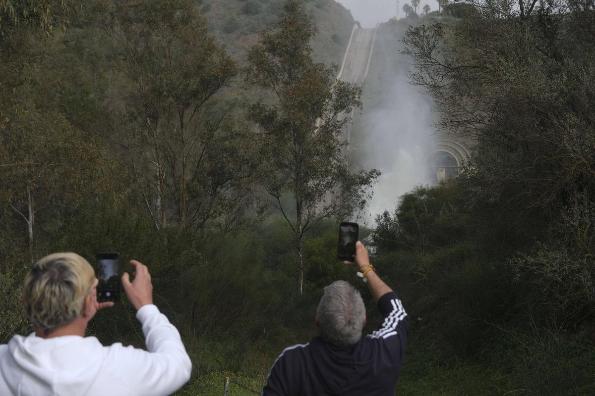 Desembalse del pantano de La Viñuela
