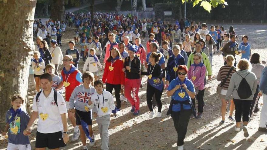 Una edición anterior de la marcha, a su salida del parque de Castrelos.  // Ricardo Grobas