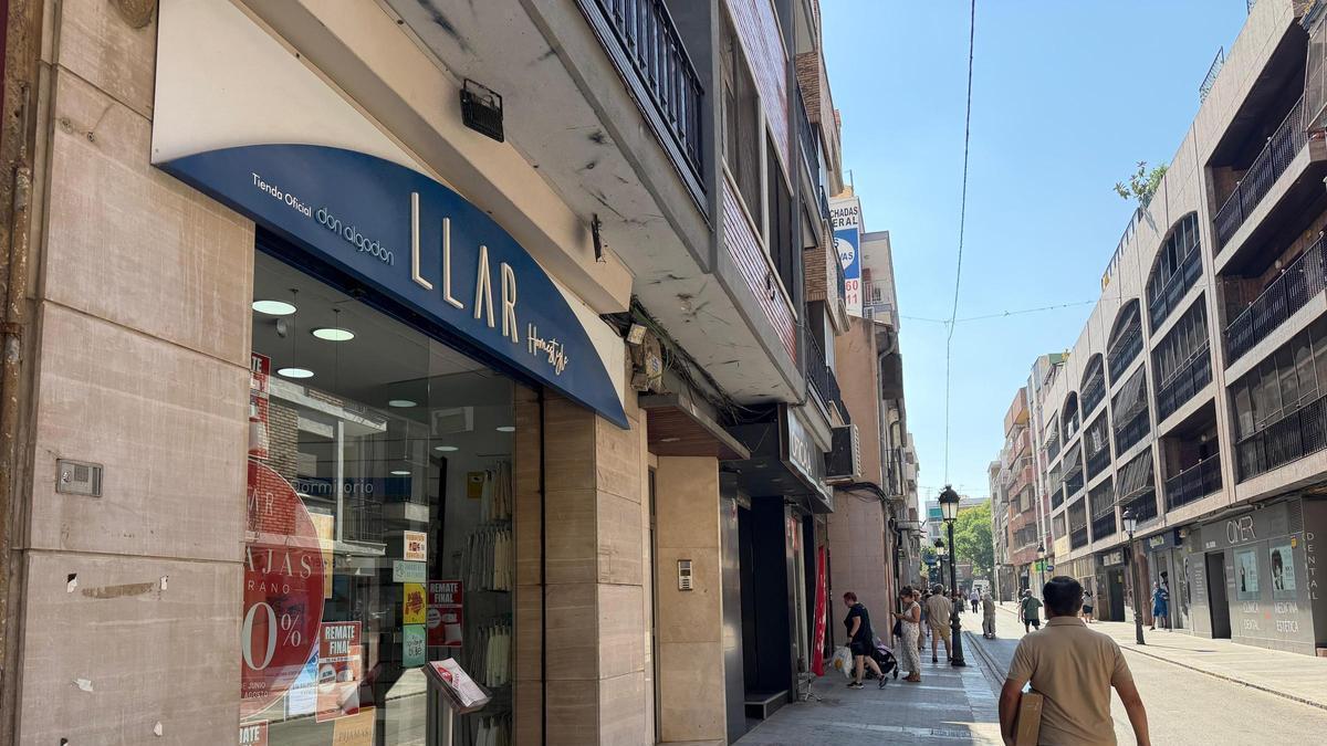 Imagen de uno de los ejes comerciales de Patena, en la calle Mayor.