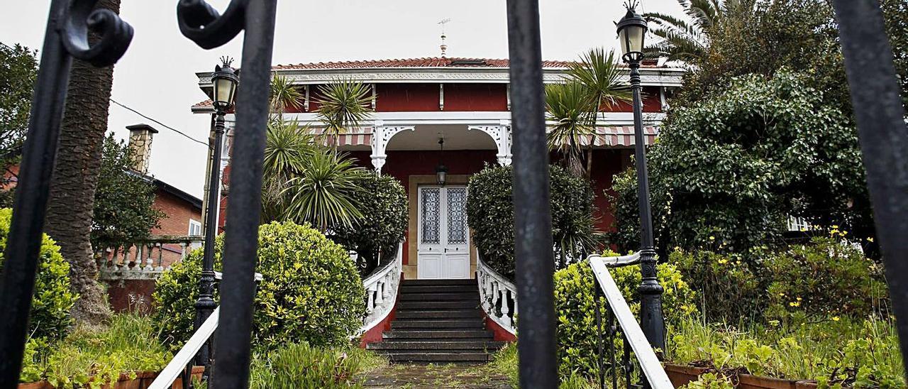 Fachada de la vivienda, desde la calle Galán.