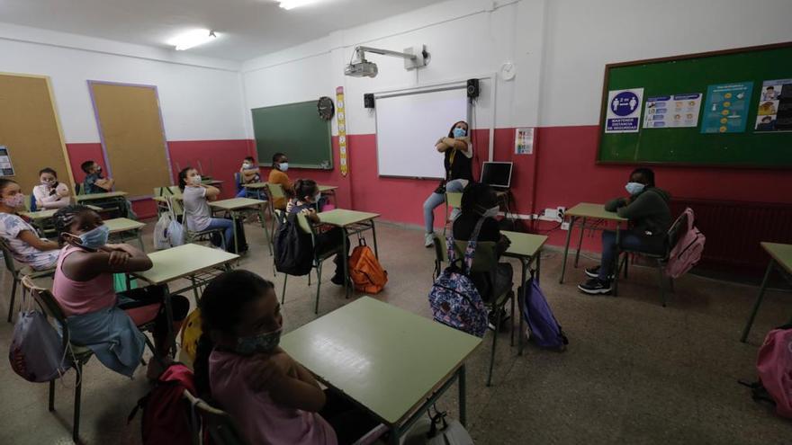 Inicio de curso en el colegio Gabriel Vallseca de Son Gotleu (Palma).