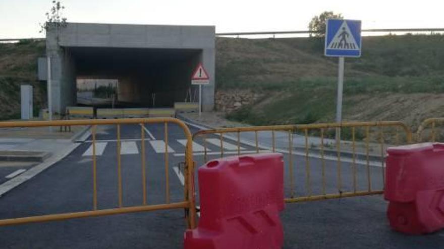 El pas entre Vilatenim i Figueres encara està tancat.