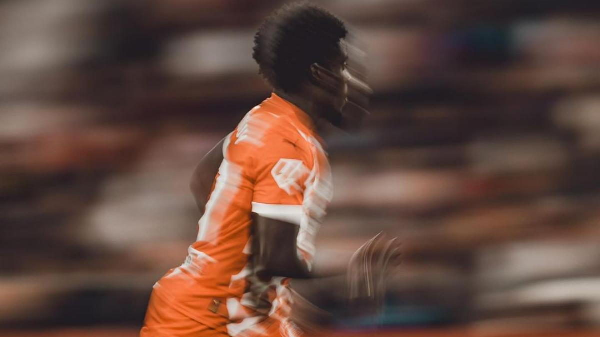 Gabriel Misehouy, con la camiseta del Girona