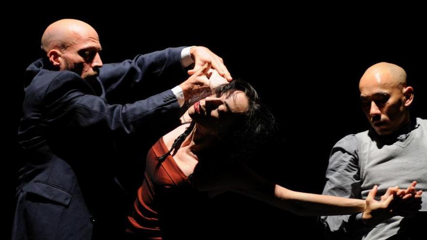 La pieza &#039;Über Die Absicht&#039;, de Daniel Barth (Berlín), que participa en el certamen coreográfico del 20º Masdanza.