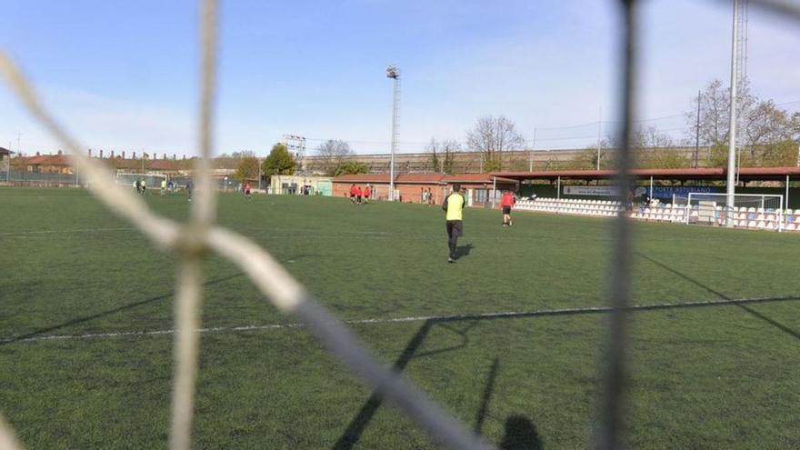 Campo de fútbol de la Marzaniella. | María Fuentes