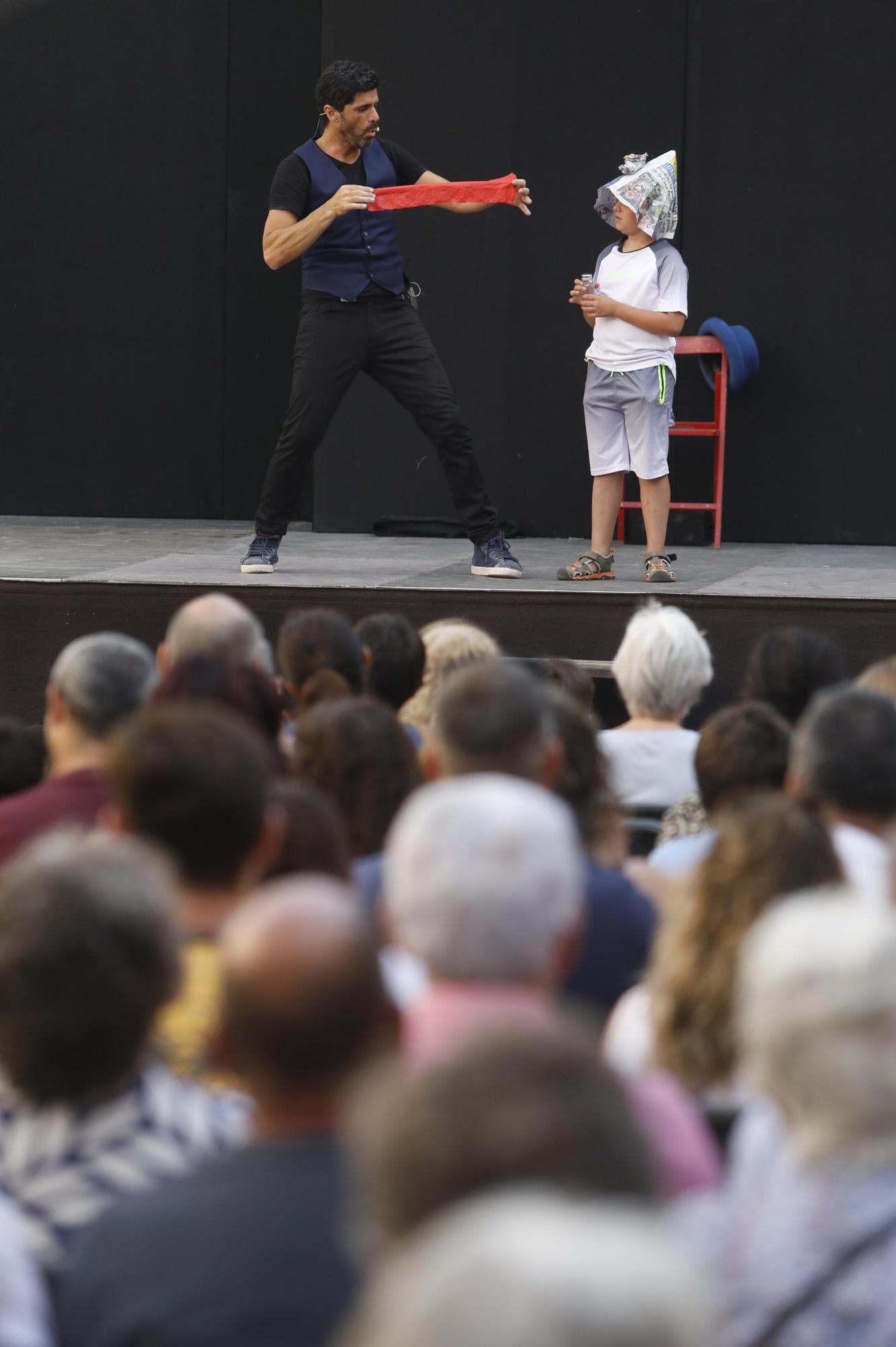 El Fimag torna al carrer i ho celebra a l’engròs