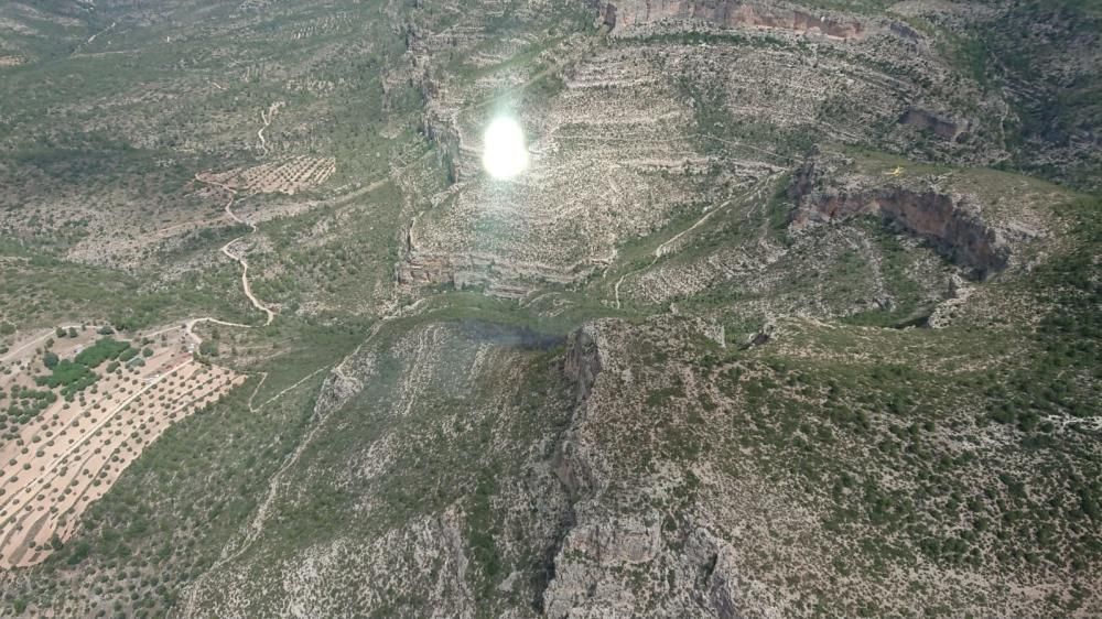 Incendio forestal en Jalance próximo a la nuclear de Cofrentes