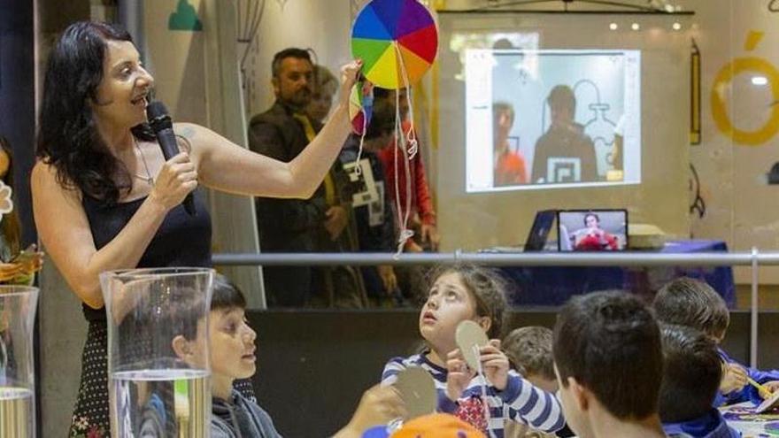 Cambre se convierte en el escenario de la ciencia en España con la presentación de Science on Stage