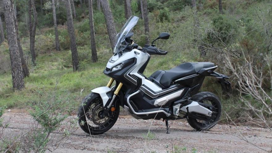 Honda X-ADV, las dos ruedas más polivalentes