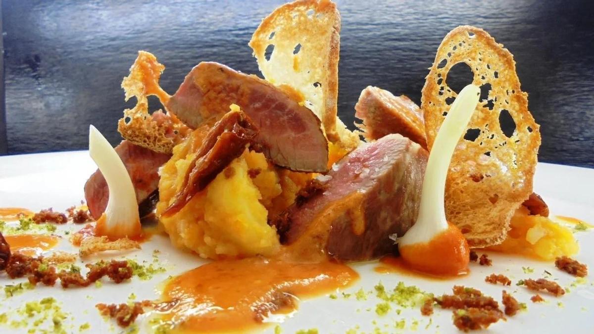 Uno de los platos del restaurante Marchivirito, clásico por antonomasia de la gastronomía pacense.