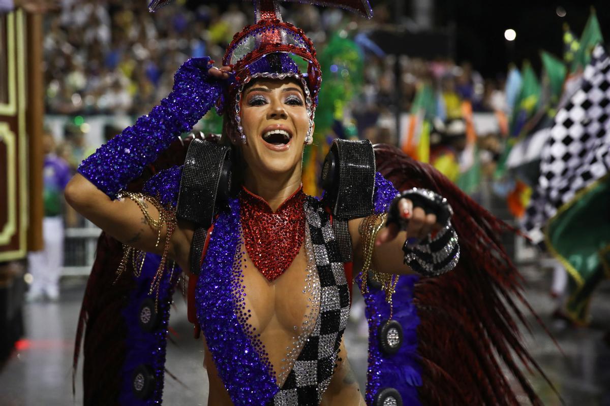 El carnaval de Sao Paulo recupera el esplendor tras la pandemia