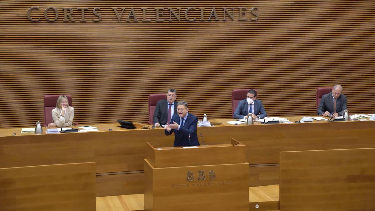 Ximo Puig durante una de sus intervenciones de este jueves, en las Cortes Valencianas.