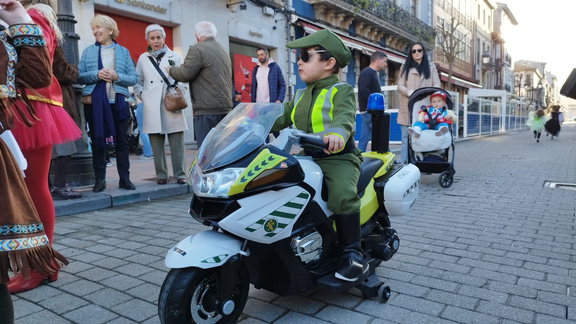 Ribadesella disfruta de su carnaval infantil