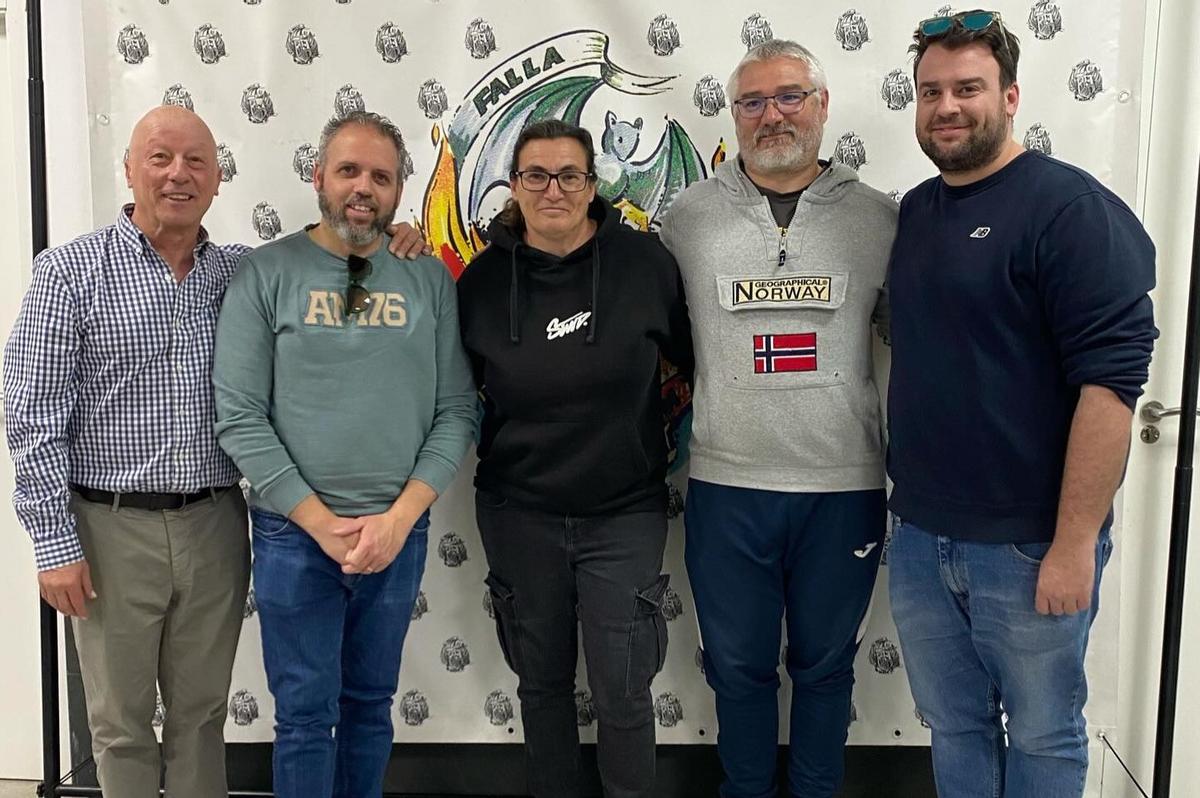 Bilbao Maximiliano Thous ficha a Ximo Martí, Ana Duro y Adrián Ballesteros
