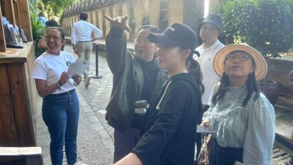 Periodistas chinos en Córdoba.
