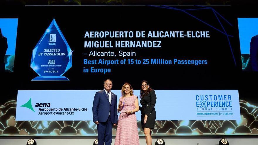 El aeropuerto de Alicante-Elche recoge el premio al mejor de Europa