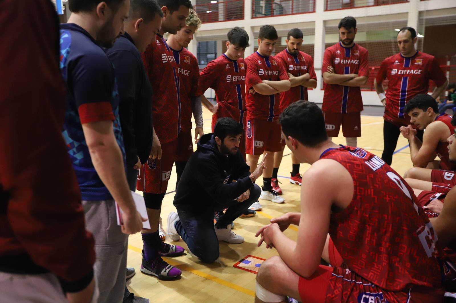 UCB Córdoba-Dos Hermanas: el partido de Liga EBA en imágenes