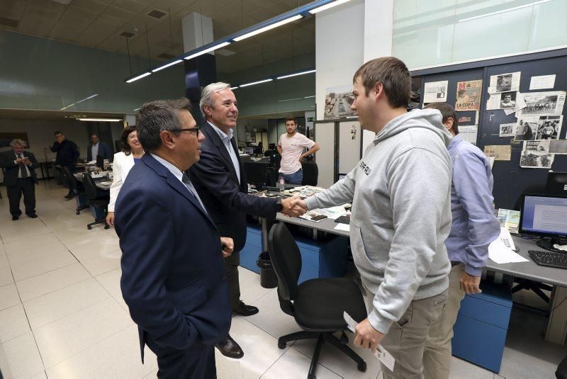 Visita de Jorge Azcón a la redacción