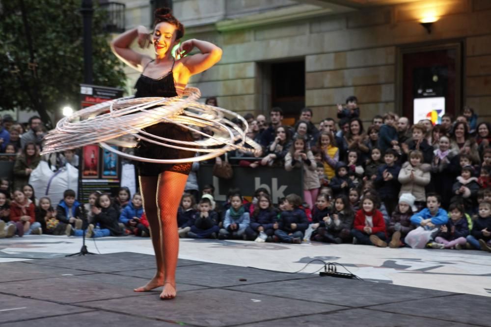 Feten, puro espectáculo en Gijón