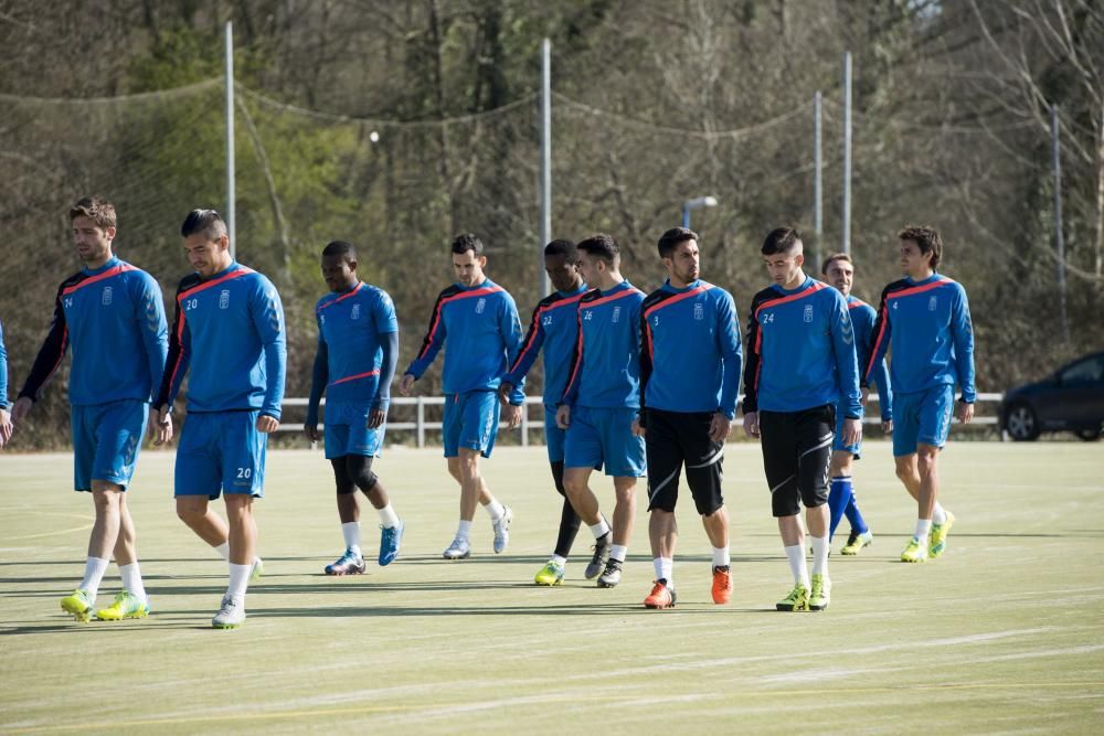 Generelo dirige su primer entrenamiento del Real Oviedo