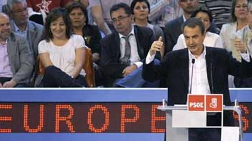 Zapatero censura a quienes &quot;se ponen nerviosos&quot; cuando aparecen signos de recuperación económica