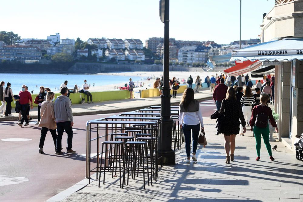 El puente del Pilar llena Sanxenxo de turistas pese al Covid-19