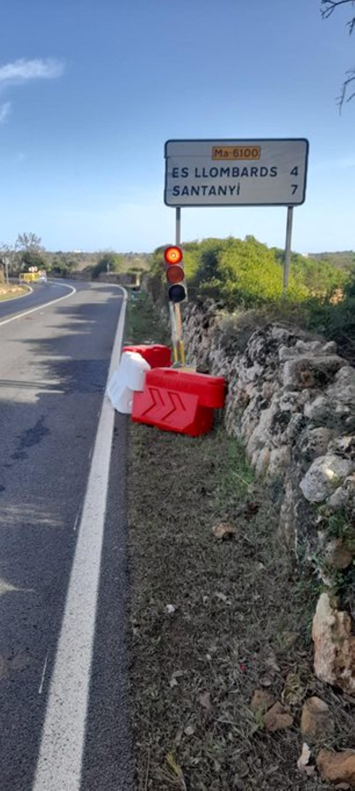 Una de las carreteras afectadas por la DANA.