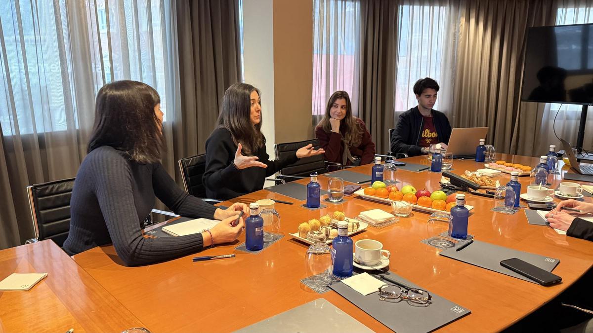 Reunión de prensa con representantes de Repsol