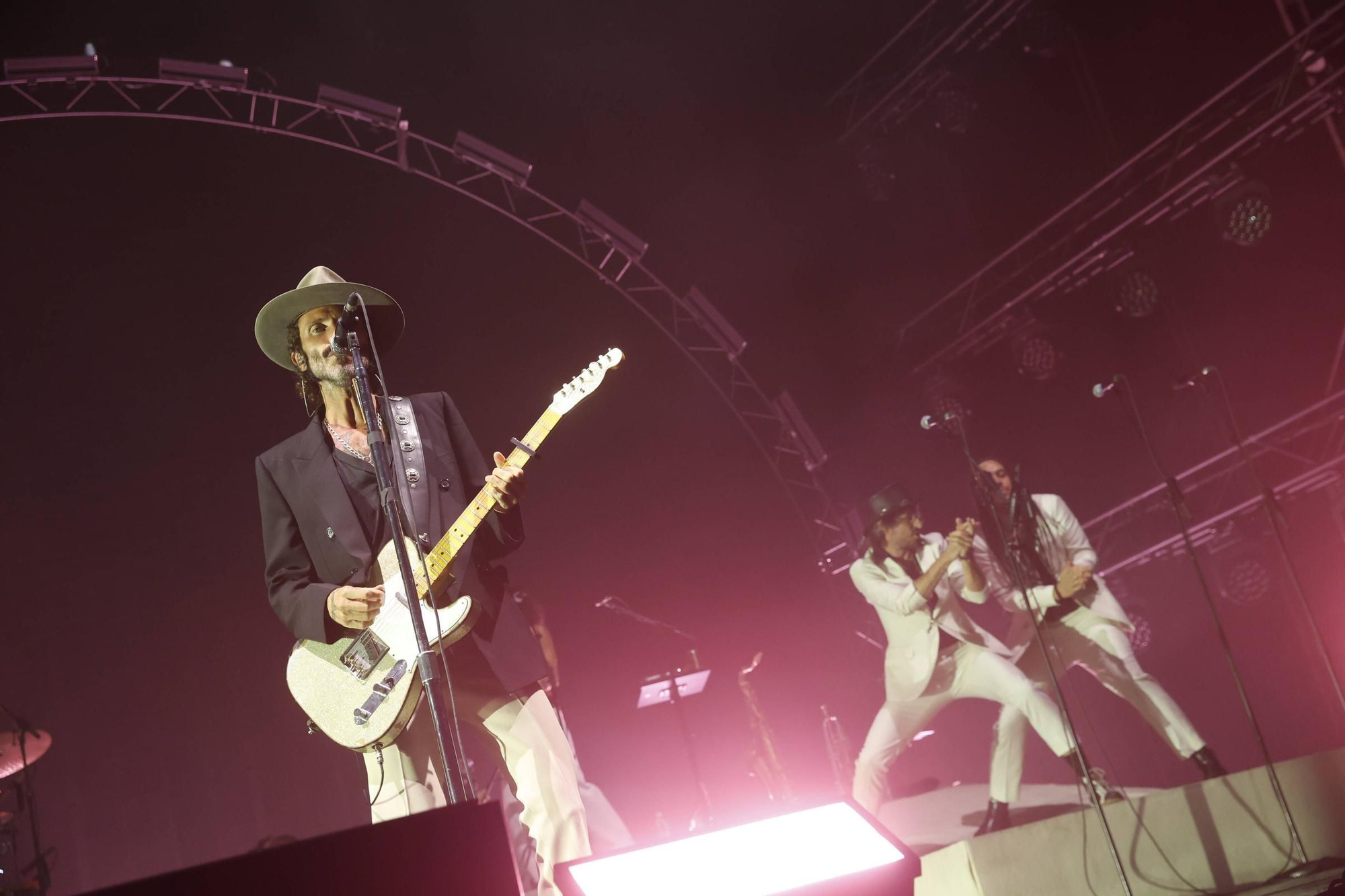 El concierto de Leiva en el Gijón Life, en imágenes